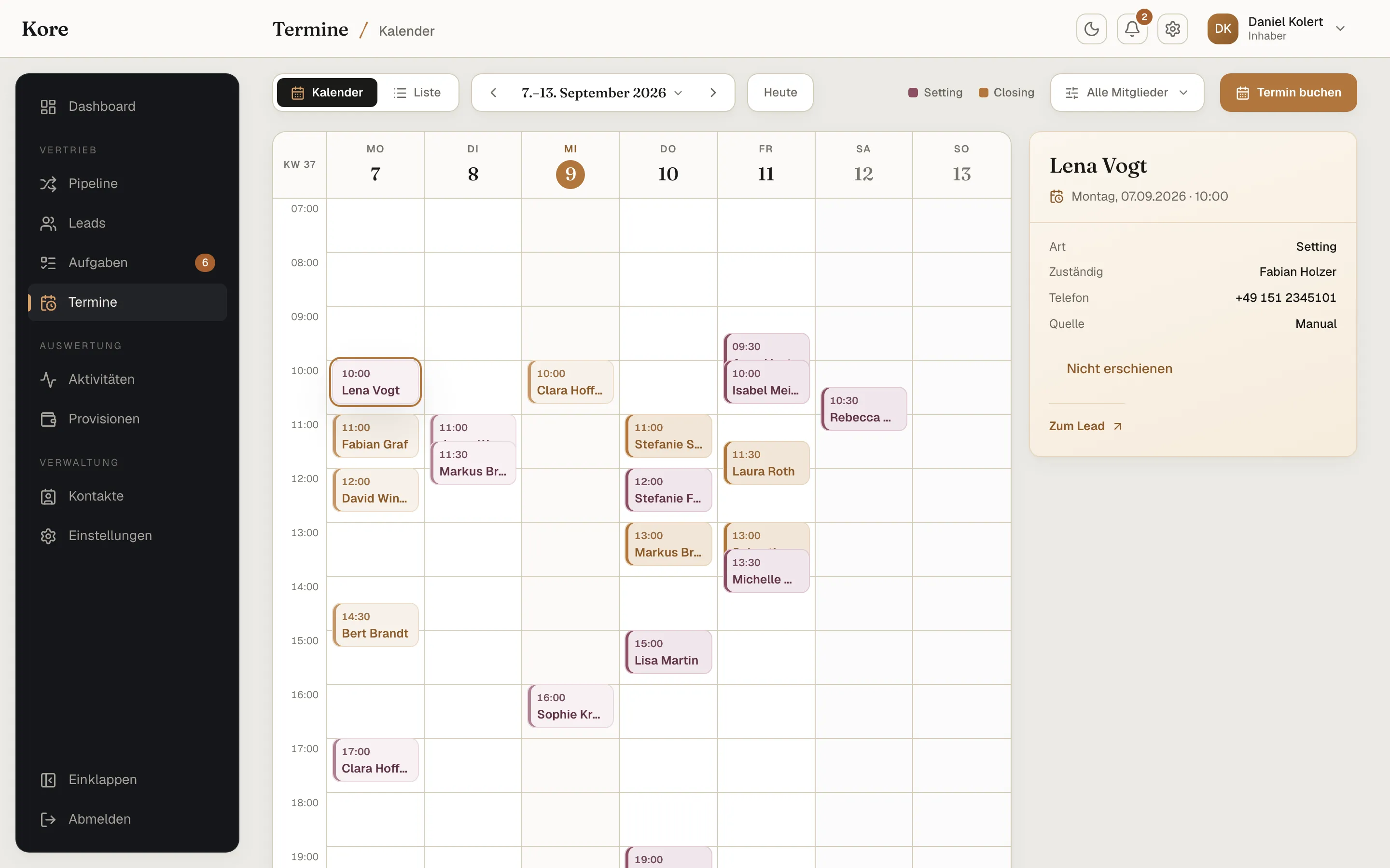Wochenkalender in Kore mit einem geöffneten Termin und seinen Details daneben